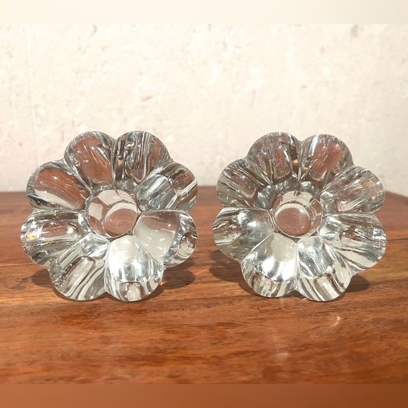 Vintage Heisey Glass Crystolite Rosette Pair of Candle Holders - Picture 4 of 9